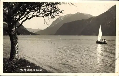 Foto Ak Achensee in Tirol, Berge, Segelboot