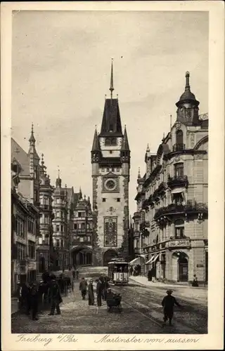 Ak Freiburg im Breisgau, Martinstor, Straßenbahn