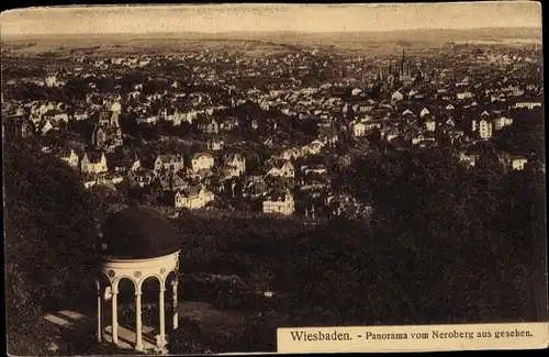 Ak Wiesbaden in Hessen, Panorama vom Neroberg aus gesehen