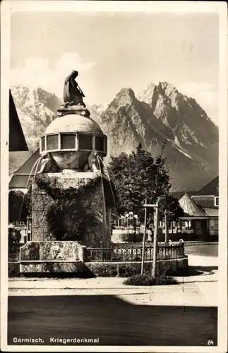 Ak Garmisch Partenkirchen in Oberbayern, Kriegerdenkmal, Alpen