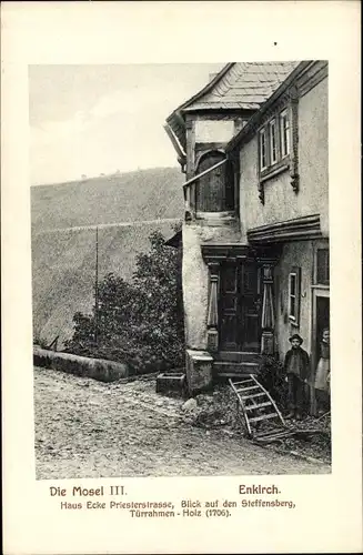 Ak Enkirch an der Mosel, Haus Ecke Priesterstraße, Steffensberg, Die Mosel III.