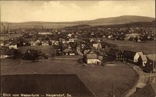 Ak Neugersdorf in der Lausitz, Blick auf den Ort vom Wasserturm aus