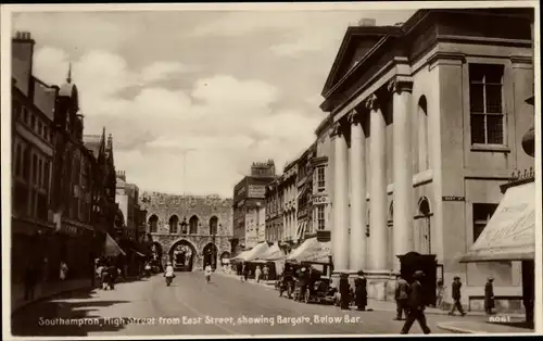 Ak Southampton Hampshire England, High Street, unterhalb der Bar