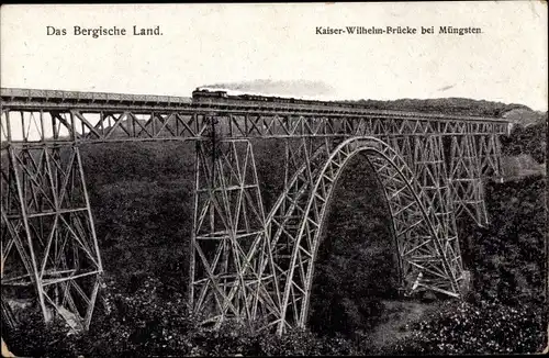 Ak Solingen, Müngstener Brücke, Kaiser-Wilhelm-Brücke, Dampflok