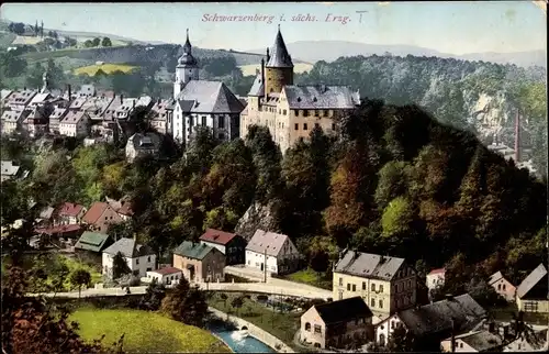 Ak Schwarzenberg im Erzgebirge Sachsen, Teilansicht, Schloss, Kirche