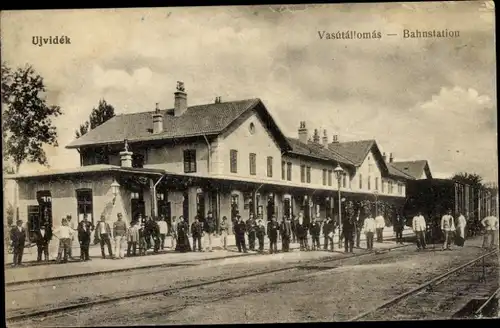 Ak Novi Sad Újvidék Neusatz Serbien, Bahnstation