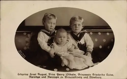 Ak Erbprinz Ernst August von Braunschweig Lüneb., Prinz Georg Wilhelm, Prinzessin Friederike Luise