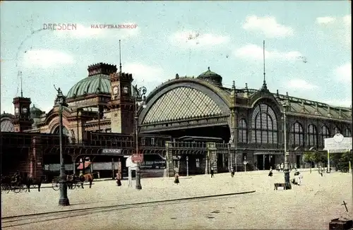 Ak Dresden, Hauptbahnhof, Straßenseite, Bahnschienen