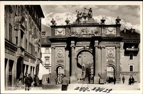 Ak Innsbruck in Tirol, Triumphpforte