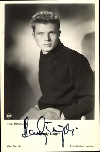 Ak Schauspieler Hardy Krüger, UFA Film, Portrait, Autogramm