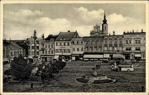 Ak Kroměříž Kremsier Region Zlin, Masaryk-Platz, Denkmal, Geschäfte