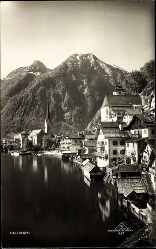 Ak Hallstatt im Salzkammergut Oberösterreich, Gesamtansicht, Kirche, See