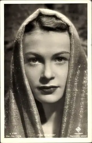 Ak Schauspielerin Ilse Werner, Portrait mit Schleier, Ufa Film, Autogramm