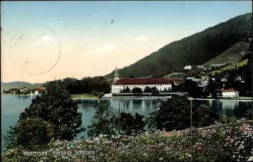 Ak Tegernsee in Oberbayern, Herzogliches Schloss