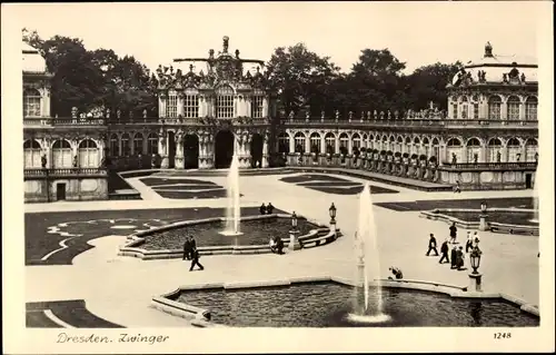 Ak Dresden Altstadt, Königlicher Zwinger, Springbrunnen