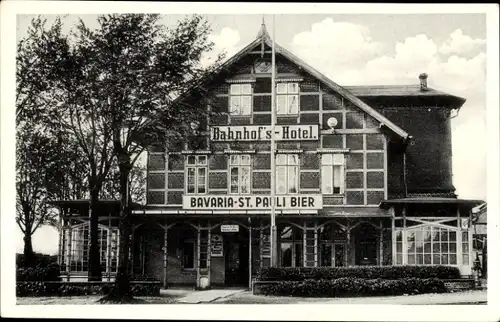 Ak Pinneberg in Holstein, Bahnhofs-Hotel, Bavaria St. Pauli Bier