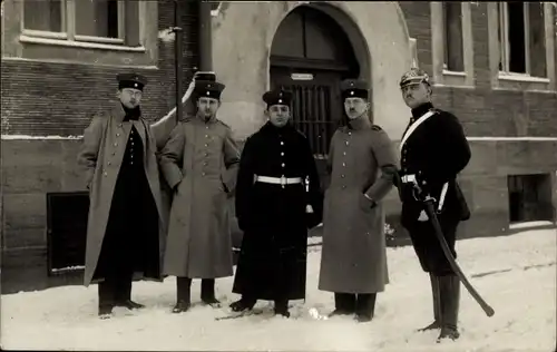 Foto Ak Nürnberg in Mittelfranken, Deutsche Soldaten in Uniformen