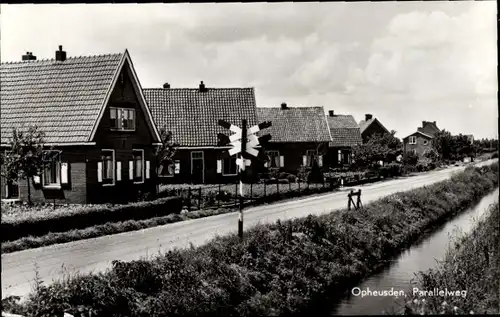 Ak Opheusden Neder Betuwe Gelderland, Parallelweg