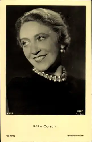 Ak Schauspielerin Käthe Dorsch, Ross Verlag A 3261 1, Portrait