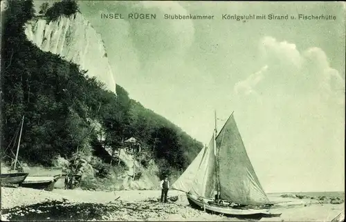 Ak Stubbenkammer Sassnitz auf Rügen, Königstuhl, Strand, Fischerhütte, Segelboot