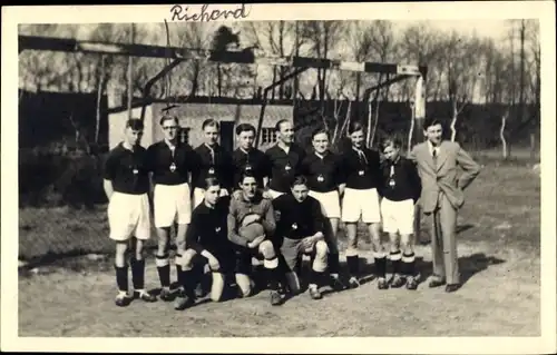 Foto Ak Fußballmannschaft, Gruppenbild