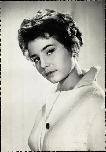 Ak Schauspielerin Corny Collins, Portrait