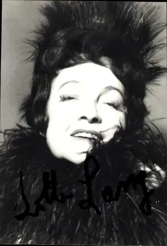 Ak Schauspielerin Lotte Lang, Portrait, Autogramm, Pelz