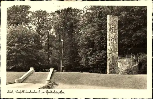 Ak Kiel in Schleswig Holstein, Soldatendenkmal am Hindenburgufer