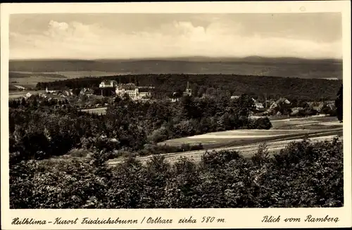 Ak Friedrichsbrunn Thale im Harz, Blick vom Ramberg auf Ort