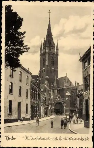 Ak Venlo Limburg Niederlande, Kl. Kerkstraat, St. Martinuskerk