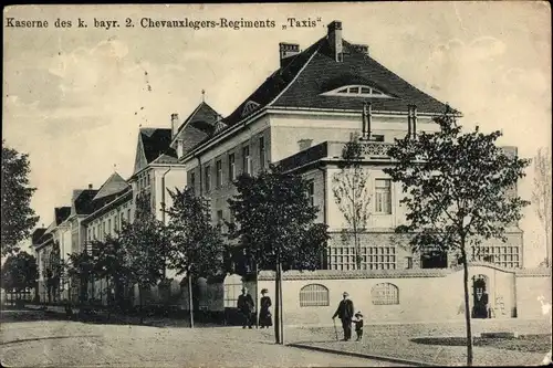 Ak Regensburg an der Donau Oberpfalz, Kaserne des k. bayr. 2. Chevauxlegers-Regiments Taxis