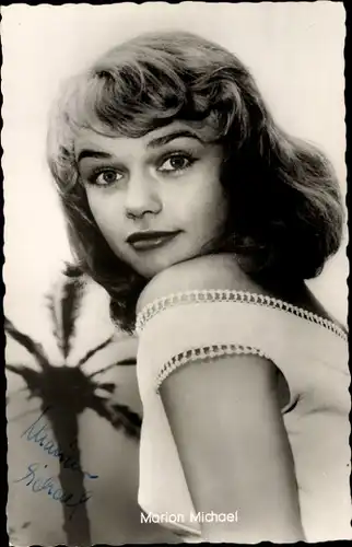 Ak Schauspielerin Marin Michael, Portrait, Autogramm