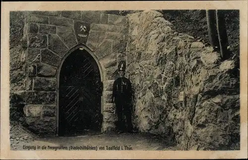 Ak Saalfeld an der Saale Thüringen, Eingang in die Feengrotten (Diadochithöhlen)