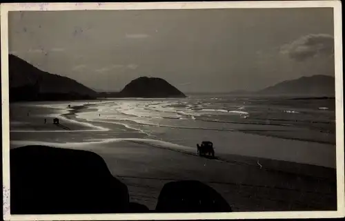 Ak Guarujá Brasilien, Strand bei Nacht
