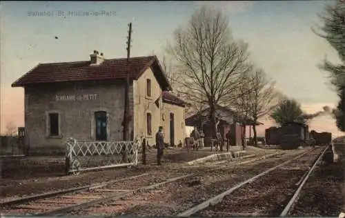 Ak St. Hilaire le Petit Marne, Bahnhof, Gleisseite, Dampflokomotive