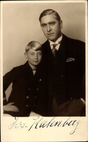 Ak Schauspieler Josef Kalenberg, Portrait, mit weiterer männlicher Person, Autogramm