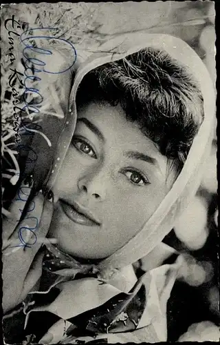 Ak Schauspielerin Elma Karlowa, Portrait, Autogramm, Kopftuch