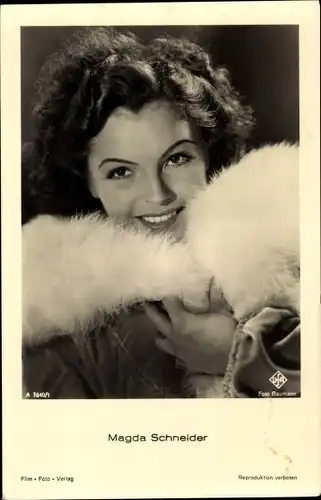 Ak Schauspielerin Magda Schneider, Portrait