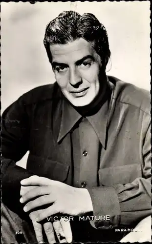 Ak Schauspieler Victor Mature, Portrait, Les Carbones Korès Carboplane