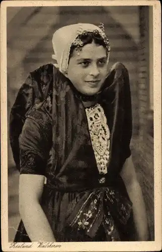 Ak Walcheren Zeeland, Frau in Tracht