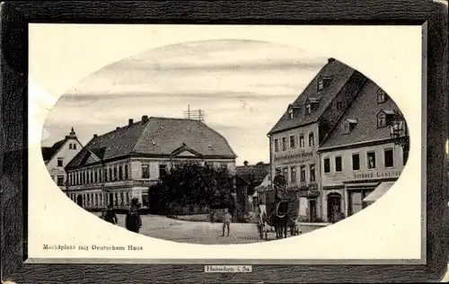 Präge Passepartout Ak Hainichen in Sachsen, Marktplatz, Deutsches Haus