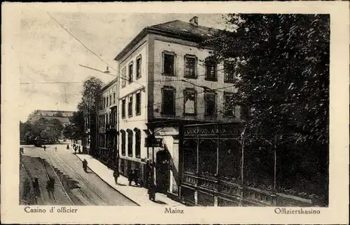 Ak Mainz in Rheinland Pfalz, Casino d'officier Offizierskasino, Gleise, Passanten