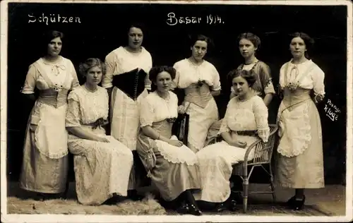 Foto Ak Unna in Westfalen, Schützen Bazar 1914, Frauen, Gruppenfoto