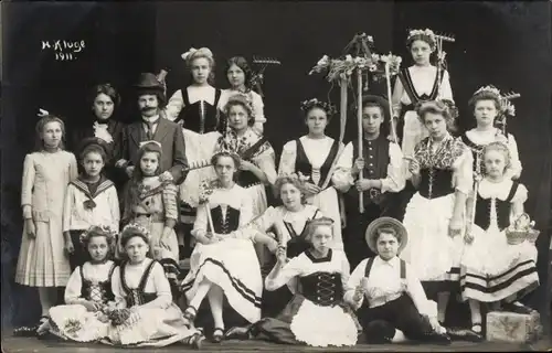 Foto Ak Unna in Westfalen, Musik Verein 1911, Gruppenfoto