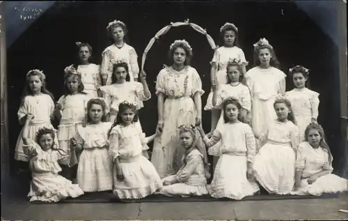 Foto Ak Unna in Westfalen, Musik Verein 1911, Gruppenfoto