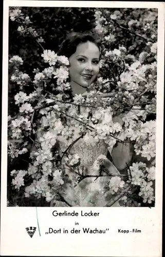 Ak Schauspielerin Gerlinde Locker, Portrait, Film Dort in der Wachau, Autogramm