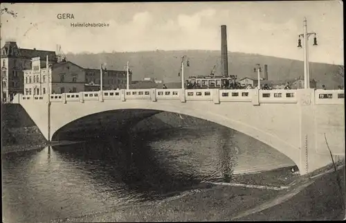 Ak Gera in Thüringen, Heinrichsbrücke, Straßenbahn