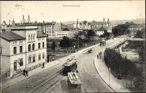 Ak Gera in Thüringen, Heinrichsbrücke, Straßenbahnen