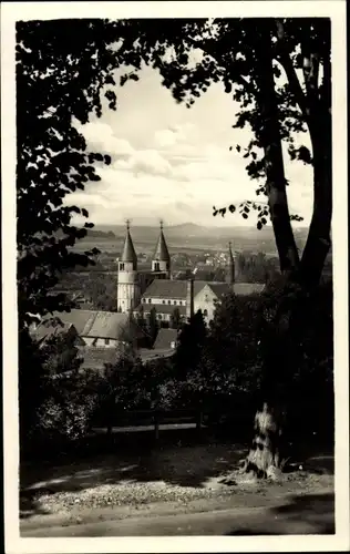 Ak Gernrode Quedlinburg im Harz, Blick zur 1000jährigen Stiftskirche St. Cyriaci