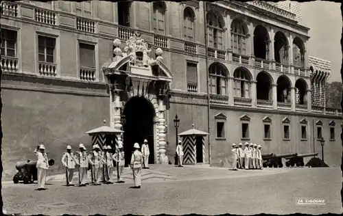 Ak Monaco, La releve de la Garde devant le Palais Princier